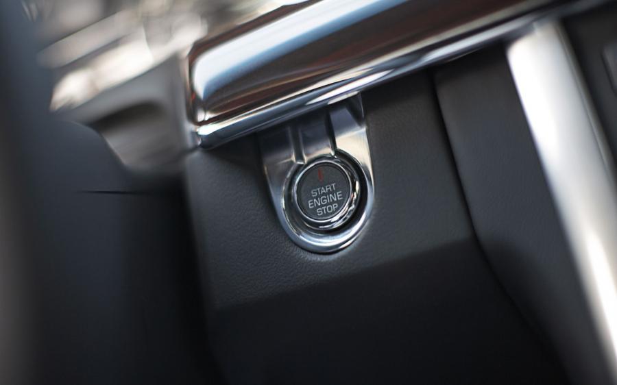  Lincoln MKS 2008 года  (фото 159 из 284)